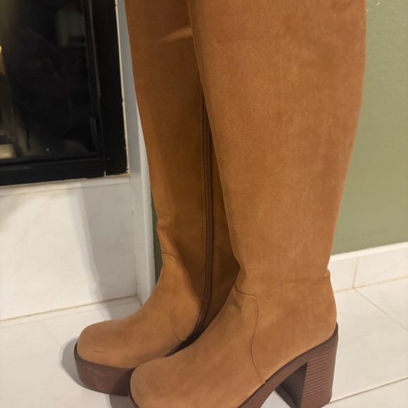 madden girl Gotham Women's Knee-High Boots - Picture 5 of 7